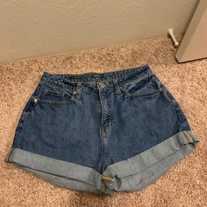 Wild Fable Highest Rose Mom Shorts Size 10